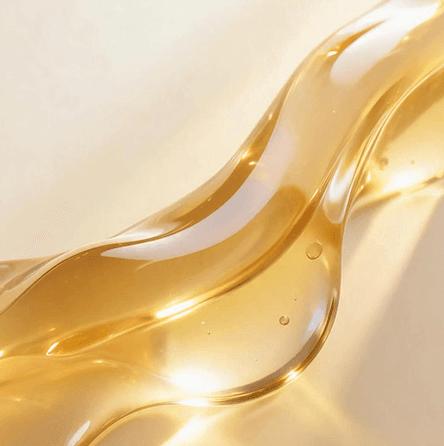 Quatre huiles essentielles aromatiques